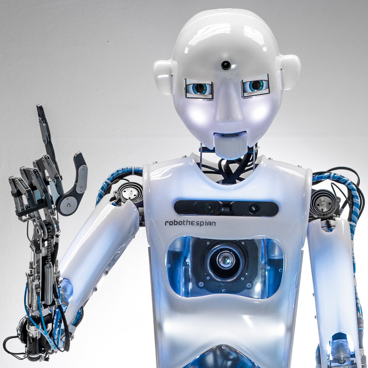 Роботов есть мозги. Thespian робот. Современные роботы. Робо. Робот гуманоид.